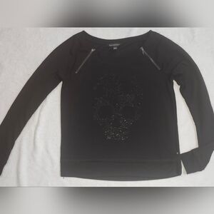 Women's Sz S Rock & Republic Long Sleeve Shirt w Rhinestone Skull Gently Loved